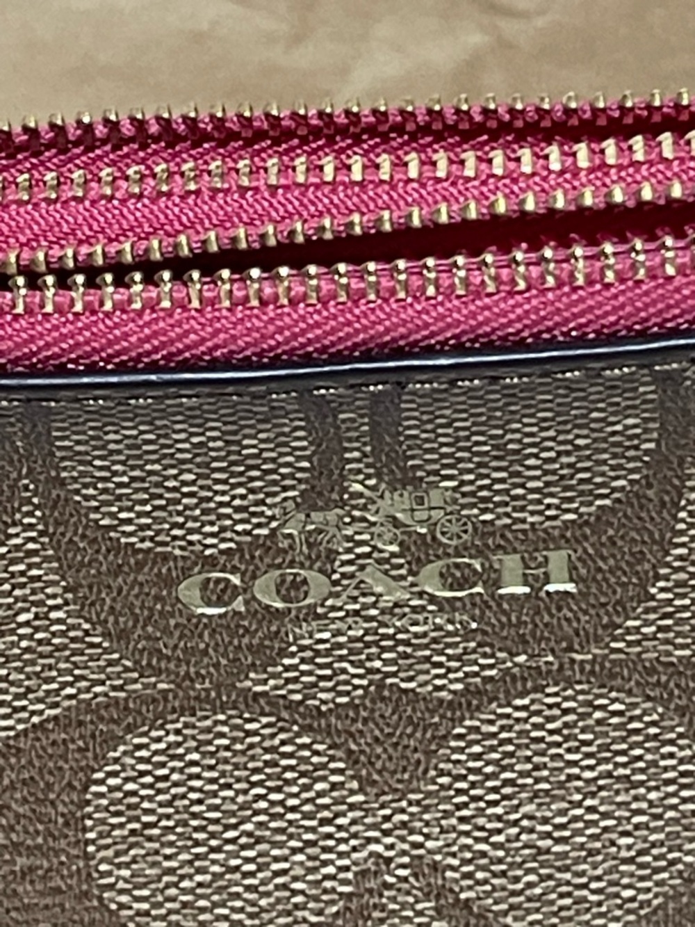 NWT Coach “Dahlia Pink”Double Zip Wristlet - Picture 9 of 9